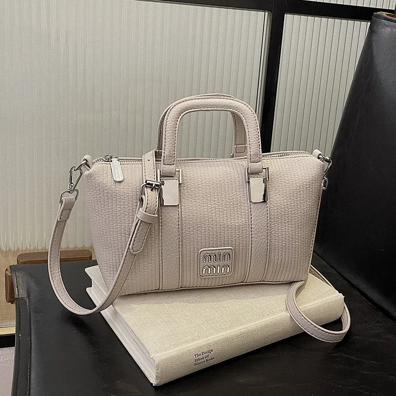 Luxury Lifestyle Handbags - Bolso de Mano de Cuero Elegante