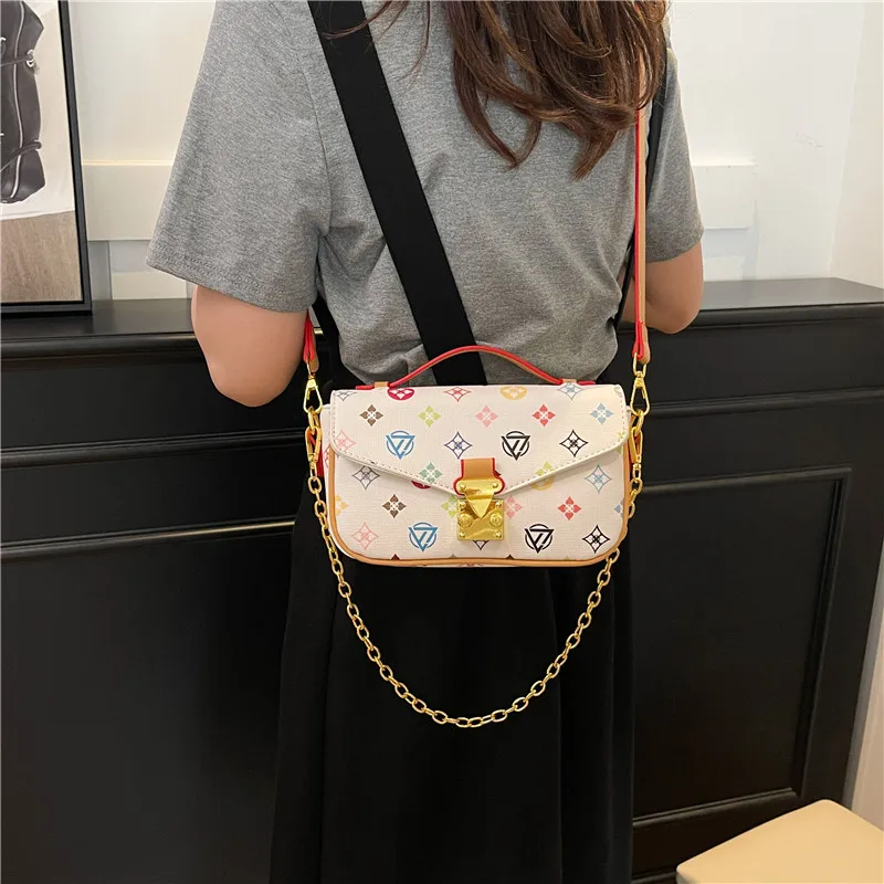 Luxury Lifestyle Handbags - Bolso de Mano de Cuero Elegante