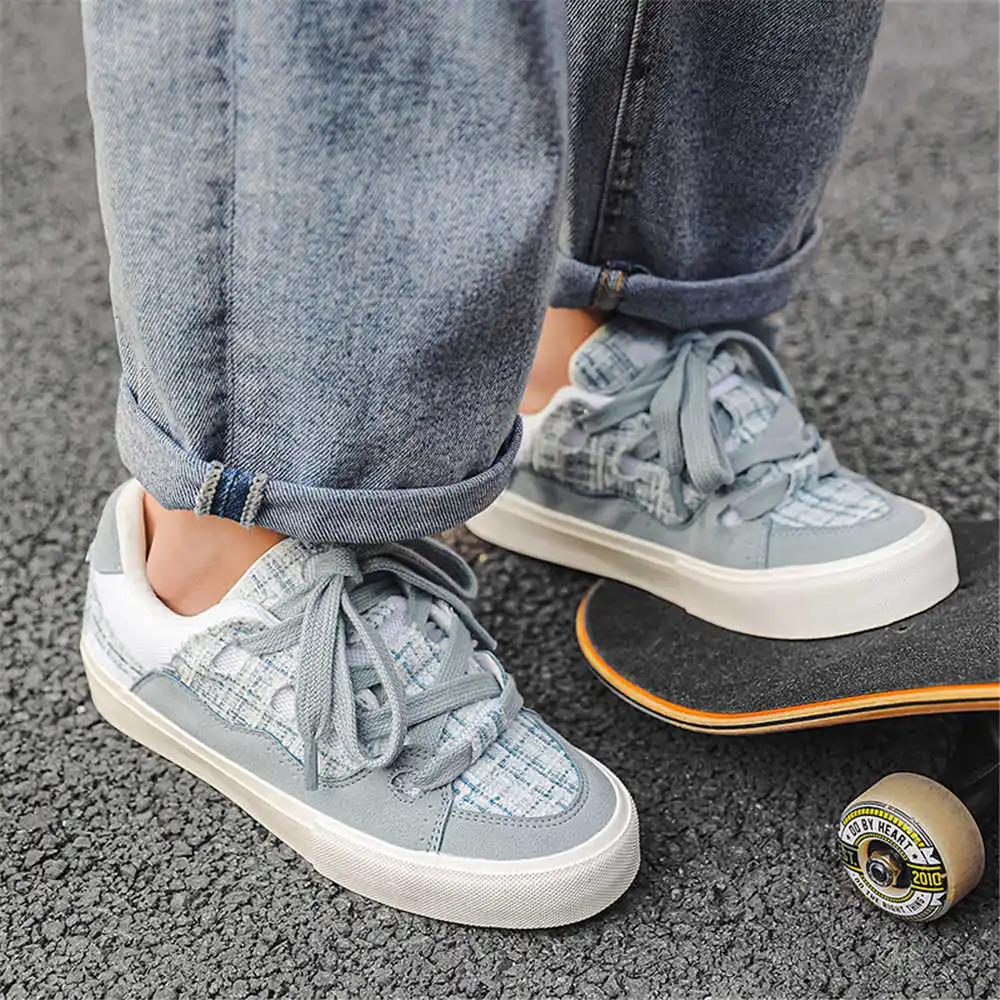 Con cordones, zapatos escolare - Luxury Lifestyle Names reseña y precio